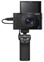 RX100 VII Compact Camera, Unrivalled AF (with Shooting Grip)